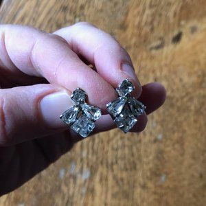 VINTAGE crystal screw back earrings.